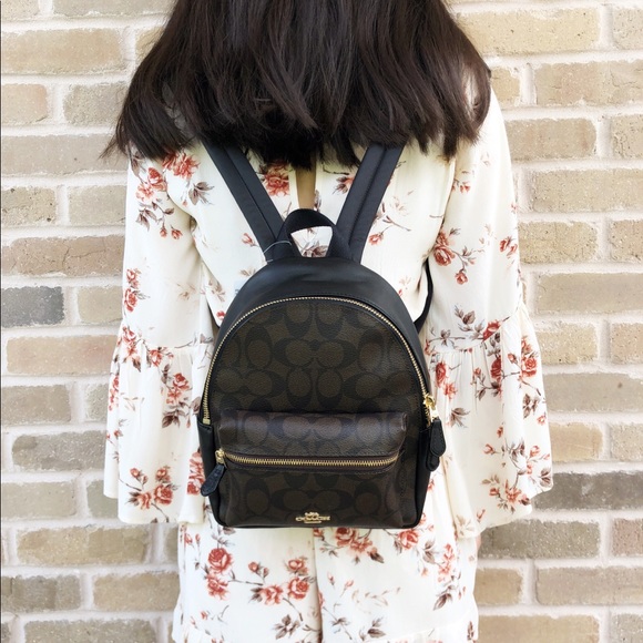 Gaby'sBags🎒Coach backpack signature NWT - Picture 4 of 8